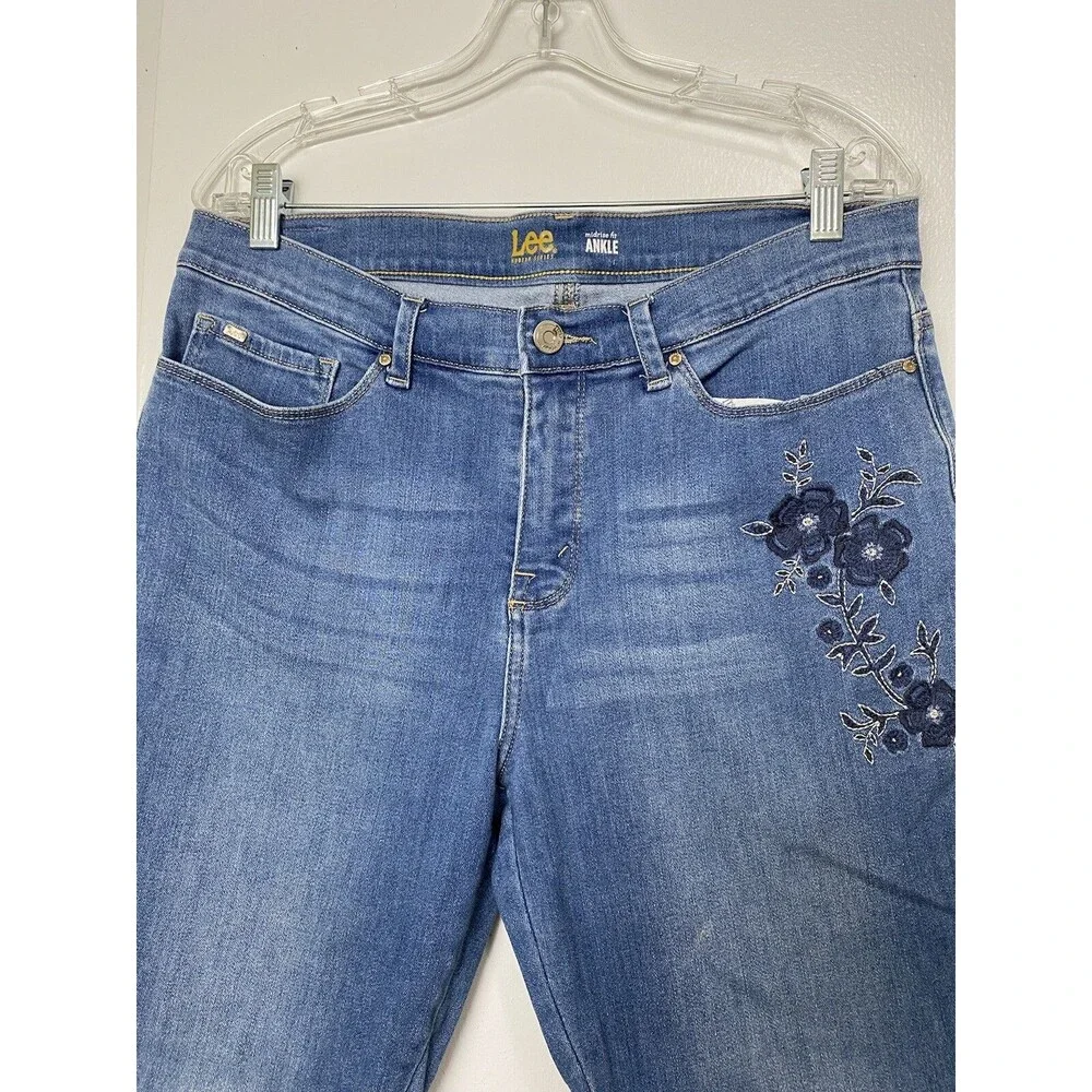 Lee Blue Jeans Women's 32 Sculpting Slim Fit Ankle Jegging Mid Rise Embroidered